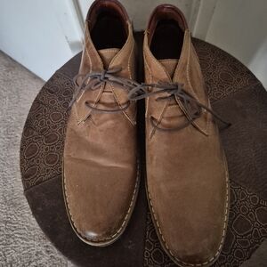 Men's Tan Suede Shoes
